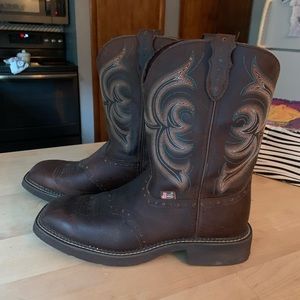Justin Boots - Men’s size 10.5 - Like new barely worn